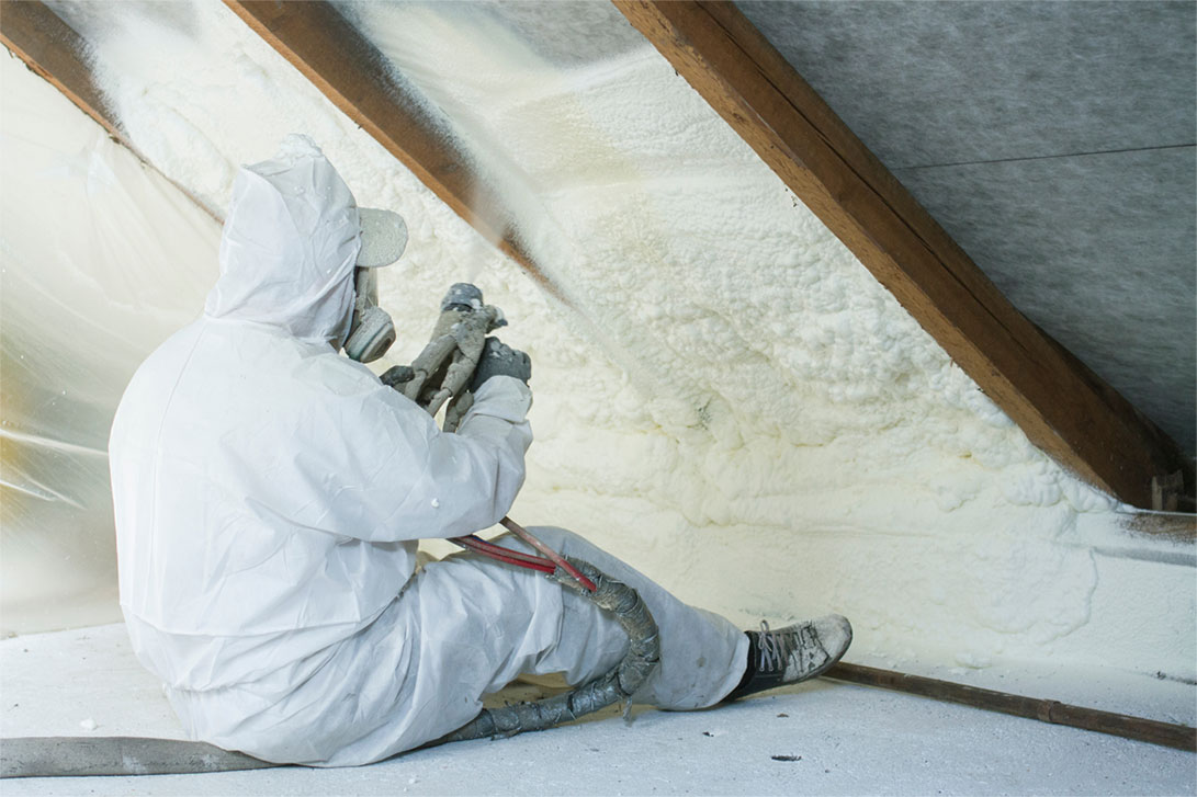Application d'isolant en mousse polyuréthane